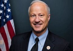 Rep. Mike Coffman says Hillary Clinton 'breaks the law.' It's complicated 