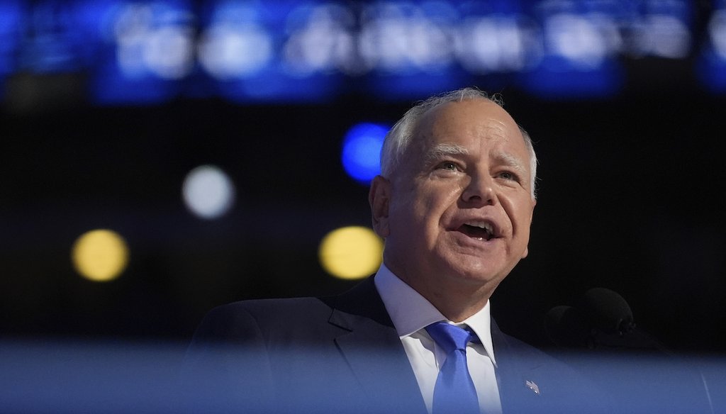 El candidato demócrata a la vicepresidencia, el gobernador de Minnesota Tim Walz, habla durante la Convención Nacional Demócrata el 21 de agosto de 2024, en Chicago. (AP)